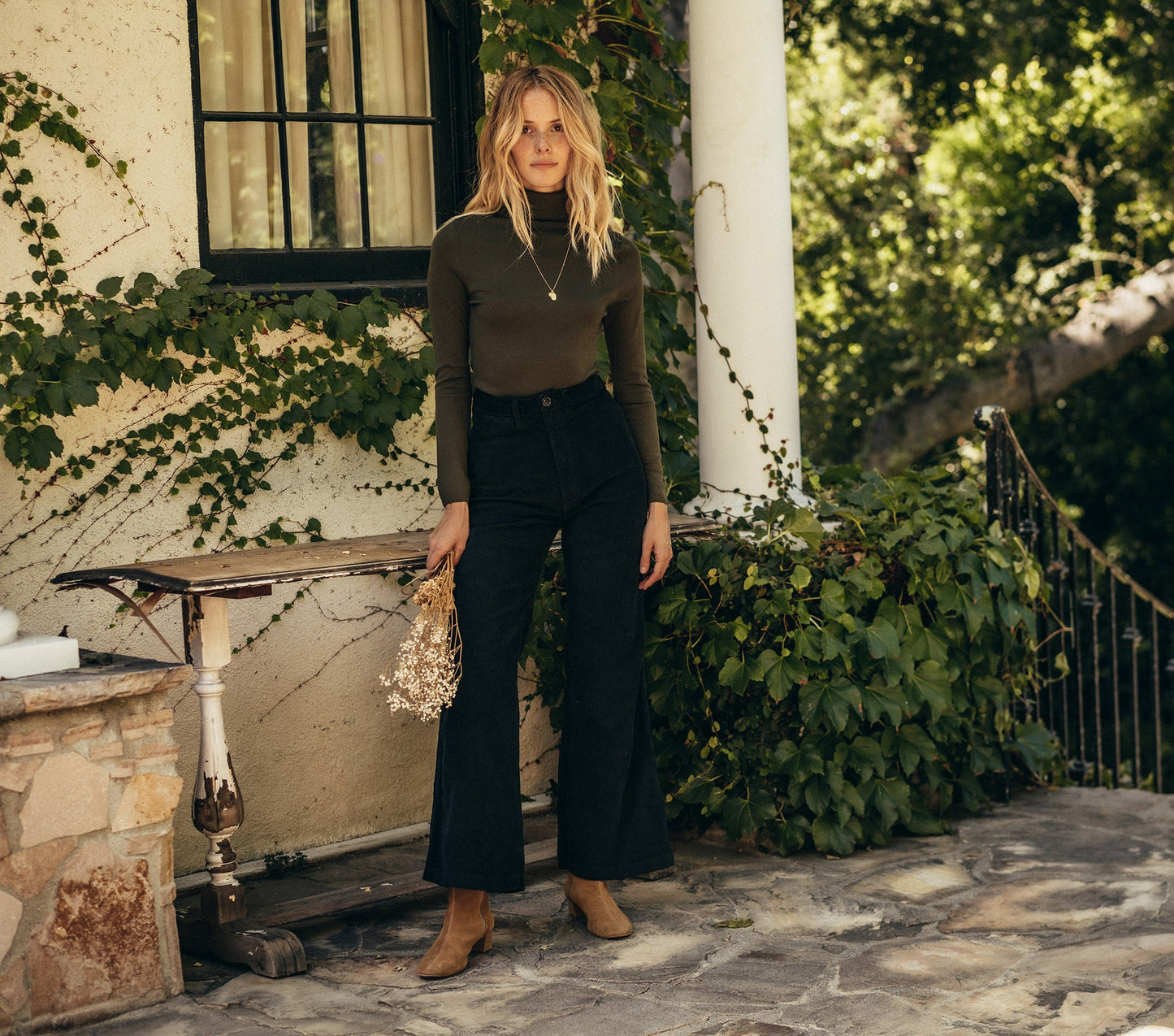 HMD -- SUNDER SWEATER -- DARK GREEN