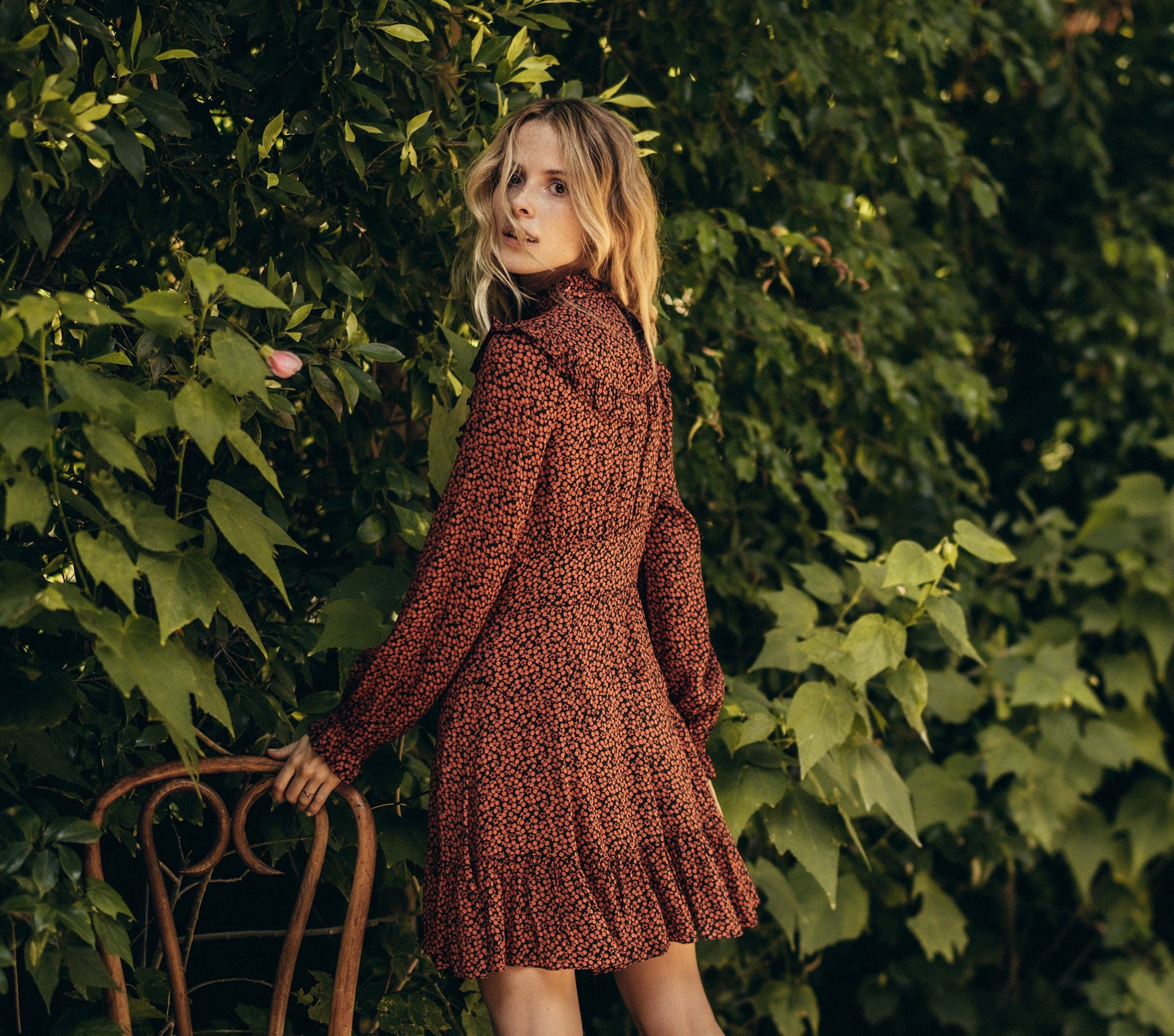 HMD -- MINUIT DRESS -- NAVY/RED CHERRY WILLOW view 1
