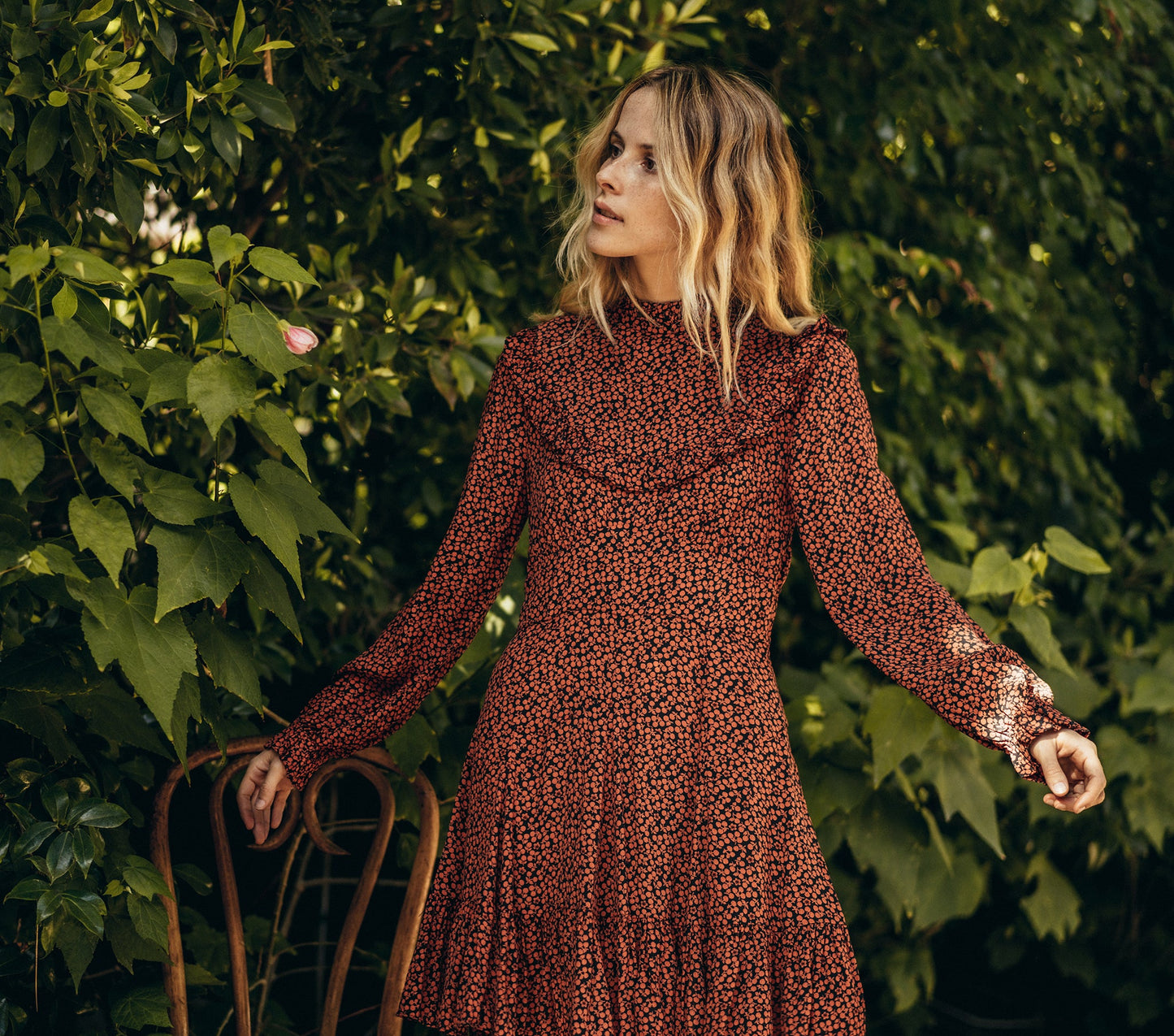 HMD -- MINUIT DRESS -- NAVY/RED CHERRY WILLOW