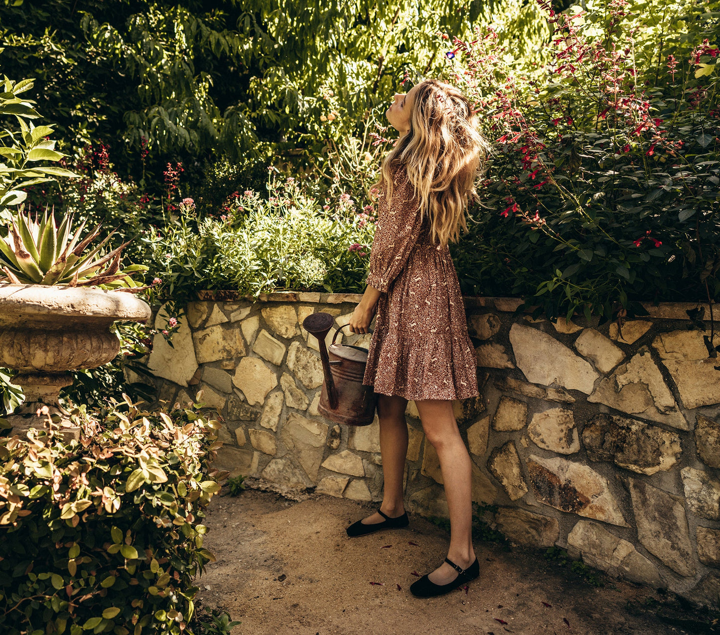 HMD -- LEDA DRESS -- CREAM/RUST PRANCING FAWN FLORAL