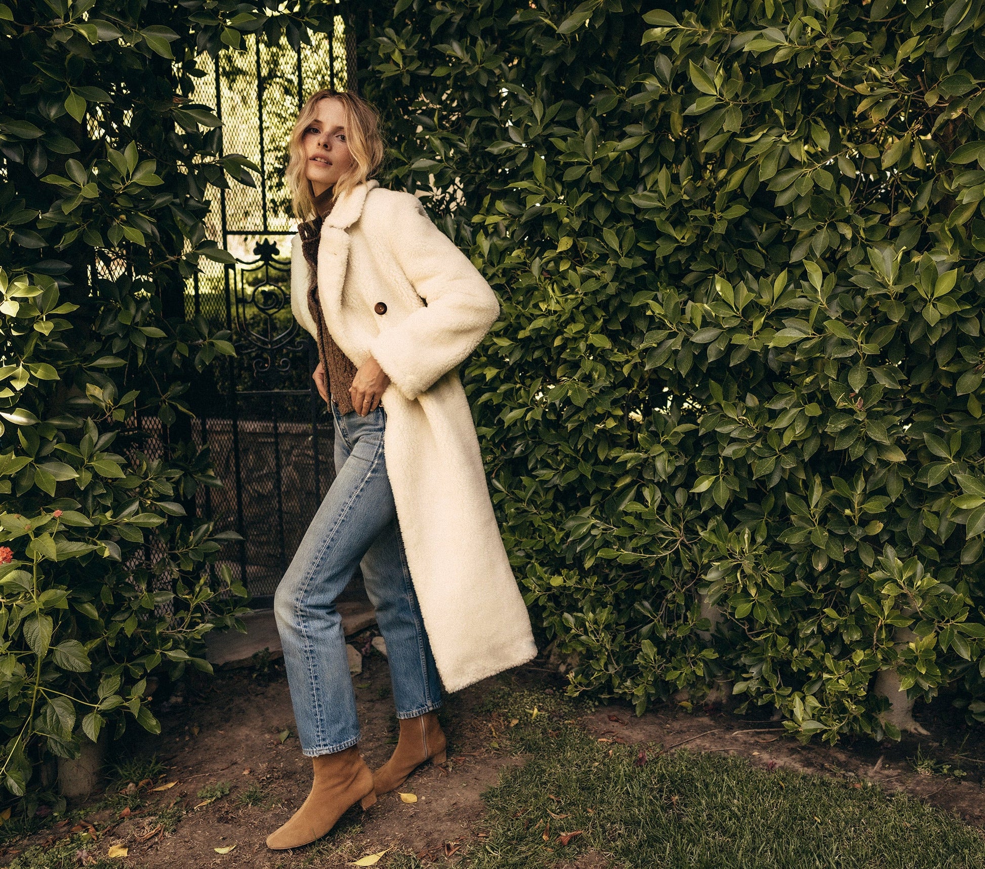 HMD -- MORRISEY COAT -- CREAM view 2
