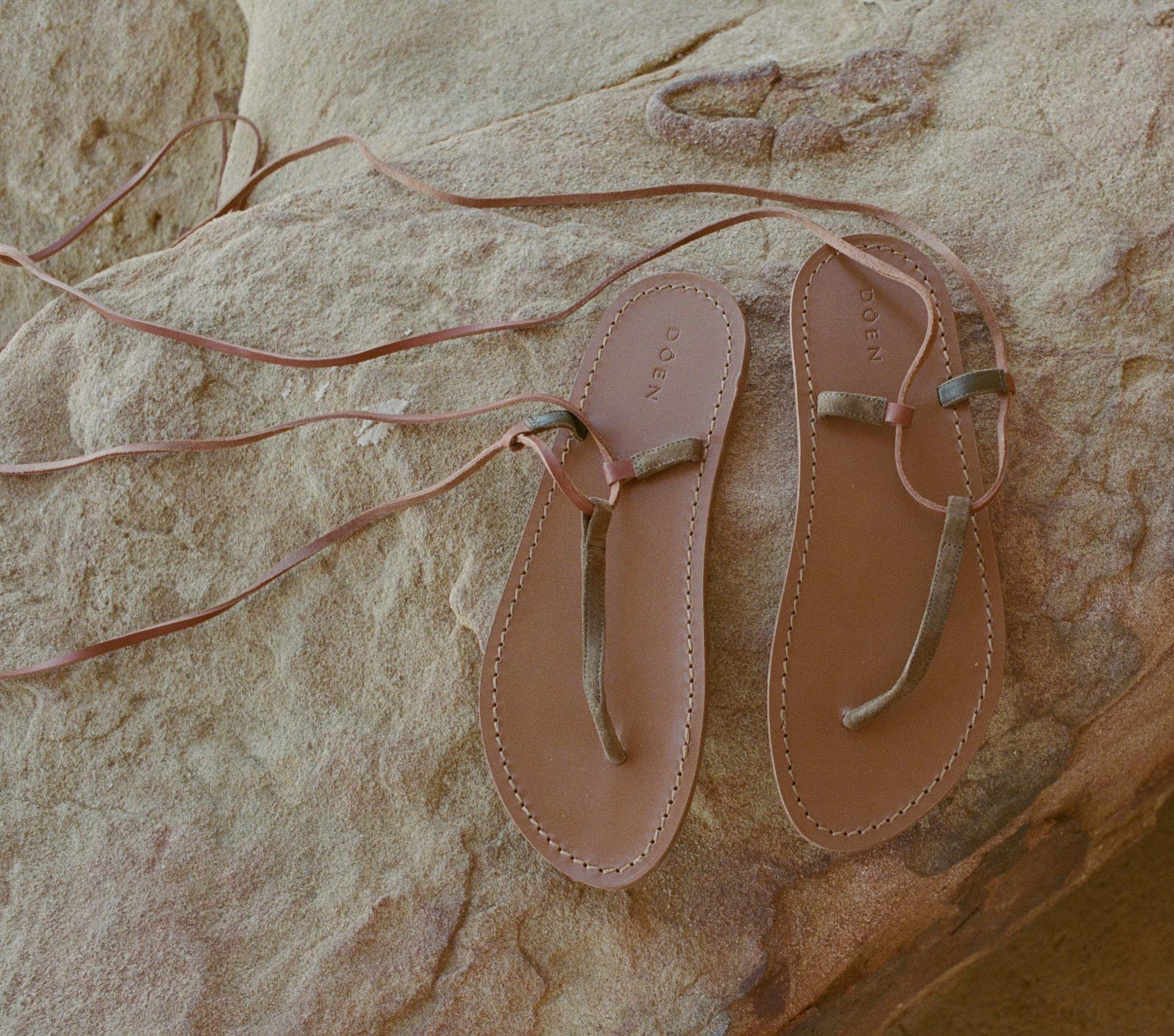 ST MORITZ SANDAL -- MIXED BROWN LEATHER
