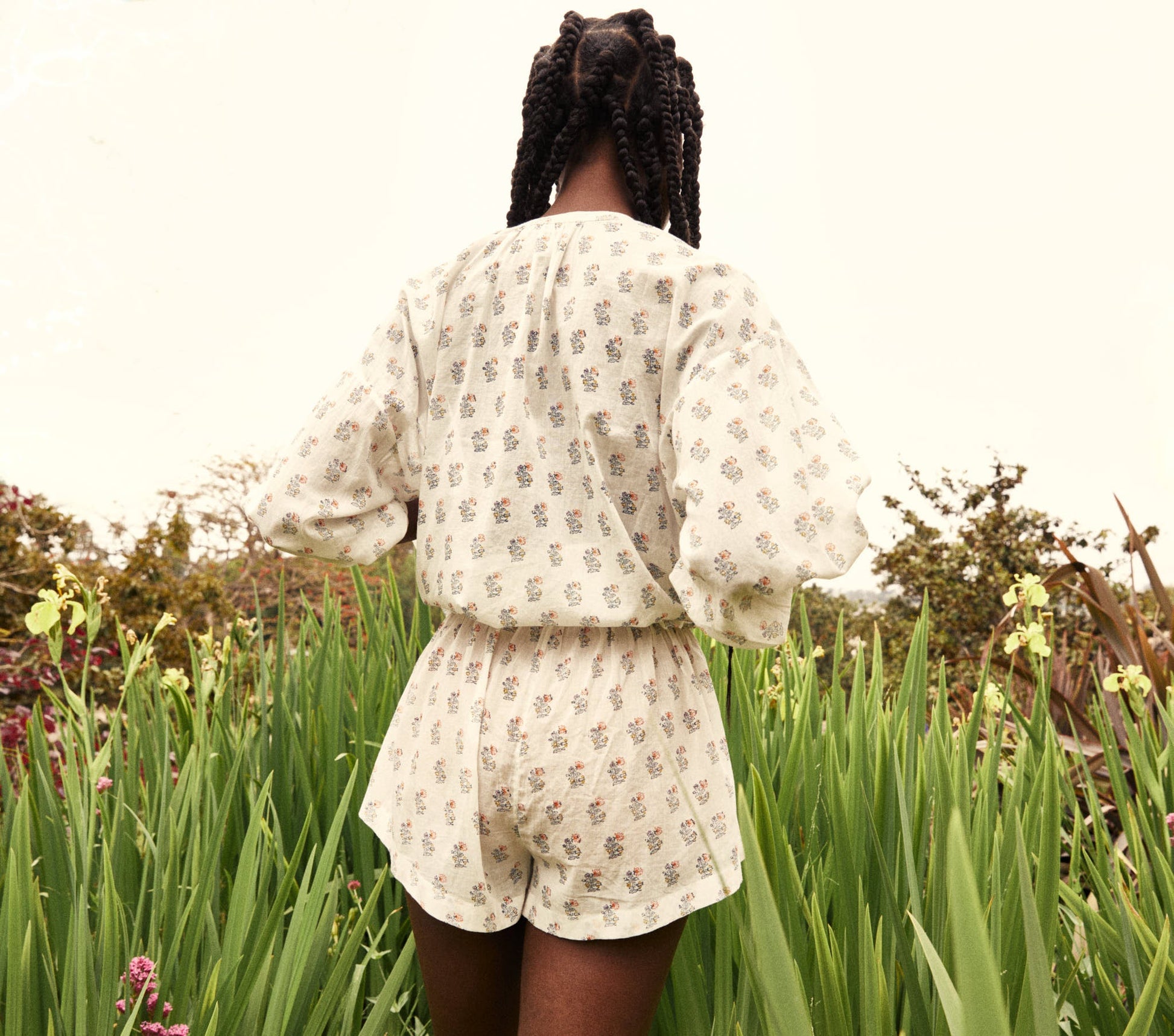 HMD -- SEAFARER SHORT -- RED DAHLIA BLOCK PRINT view 4

