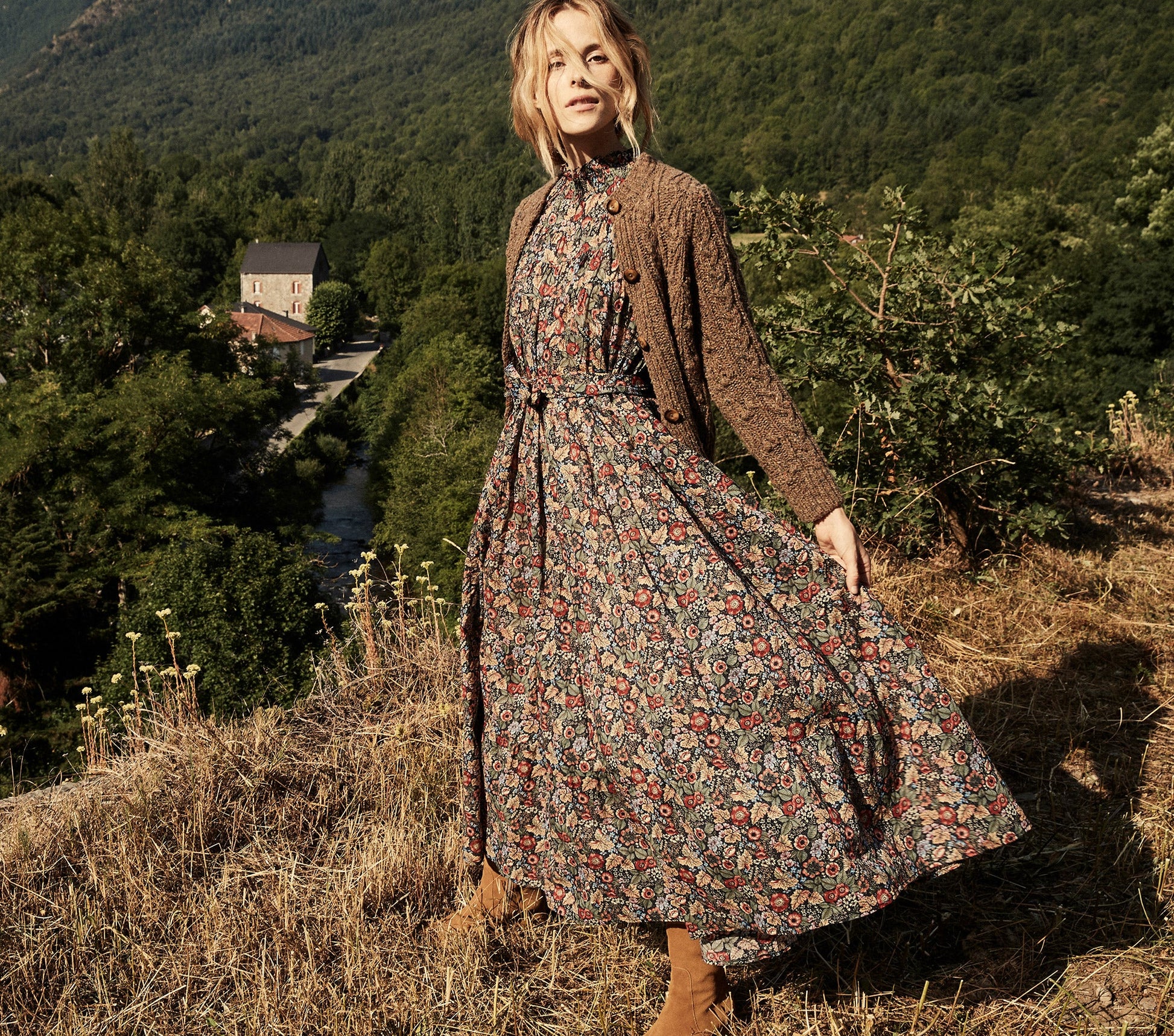 HMD -- SONOMA DRESS -- WILDBERRY THICKET view 2
