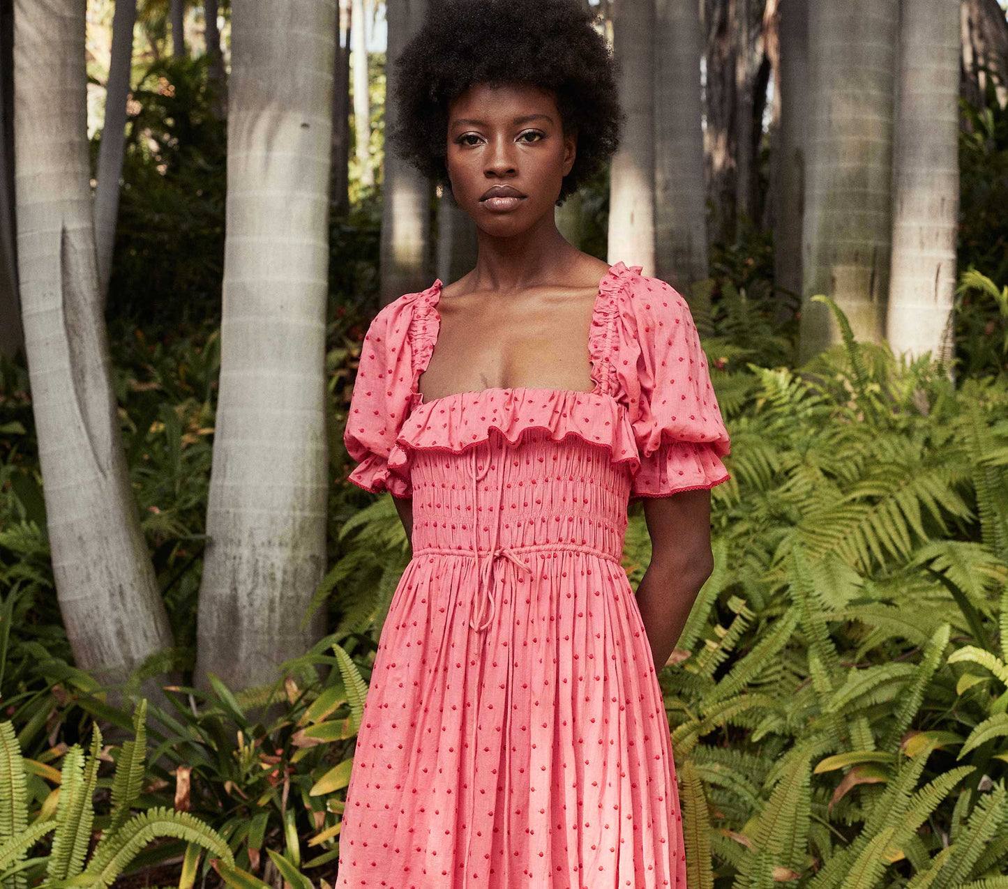 HMD -- SOL DRESS -- TEA ROSE SWISS DOT