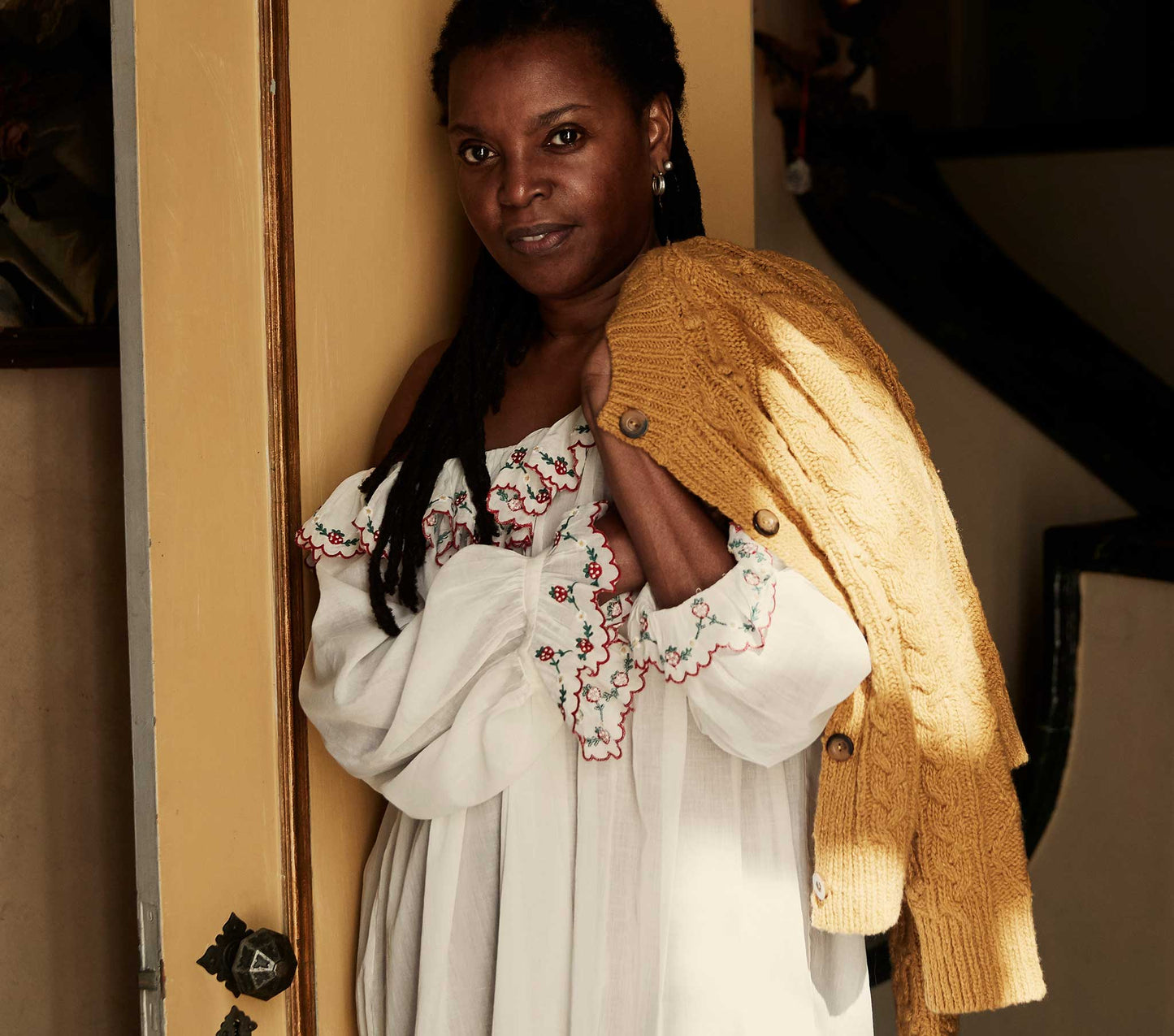 HMD -- VERONA CARDIGAN SWEATER -- MUSTARD