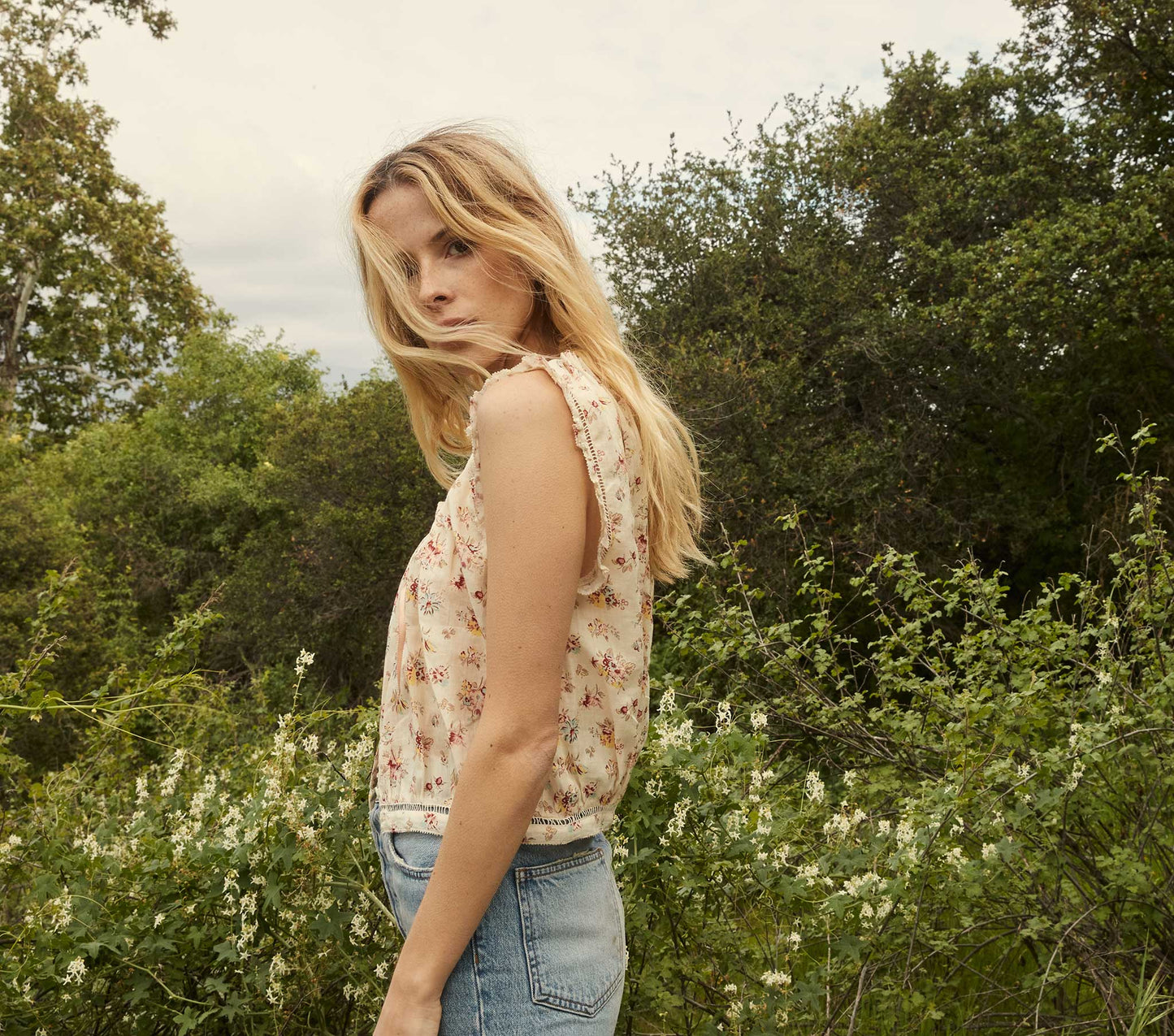 HMD -- TRAVELER TOP -- TUILERIES BLOOMS
