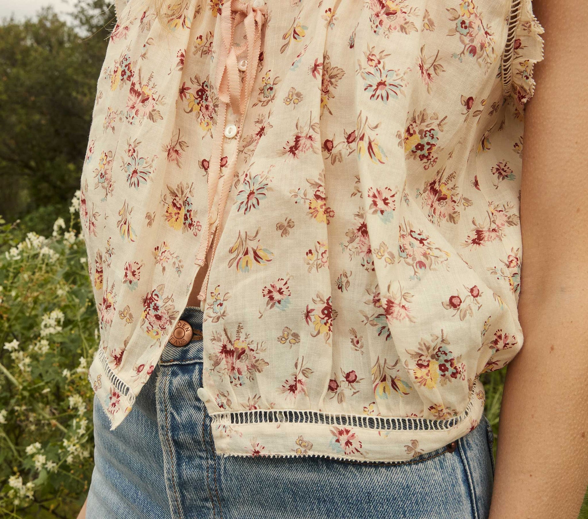 HMD -- TRAVELER TOP -- TUILERIES BLOOMS view 6
