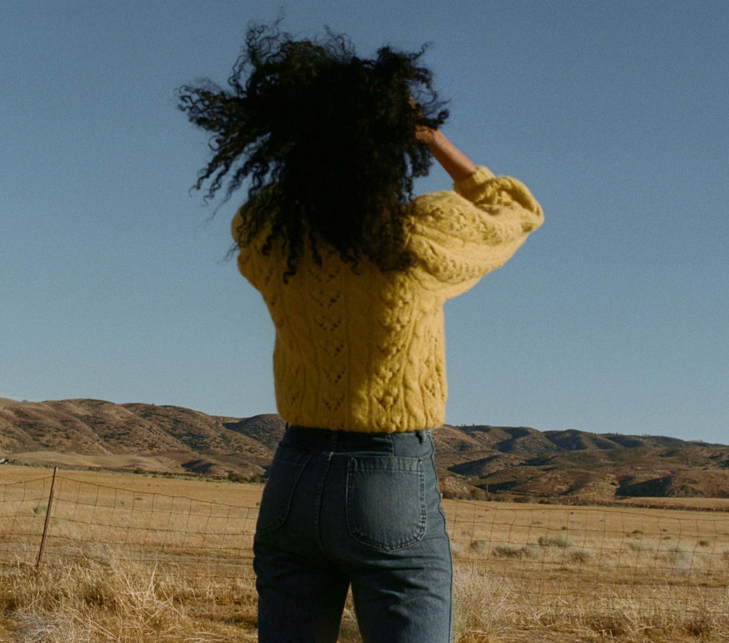 HMD -- TUDOR SWEATER -- GOLDFINCH