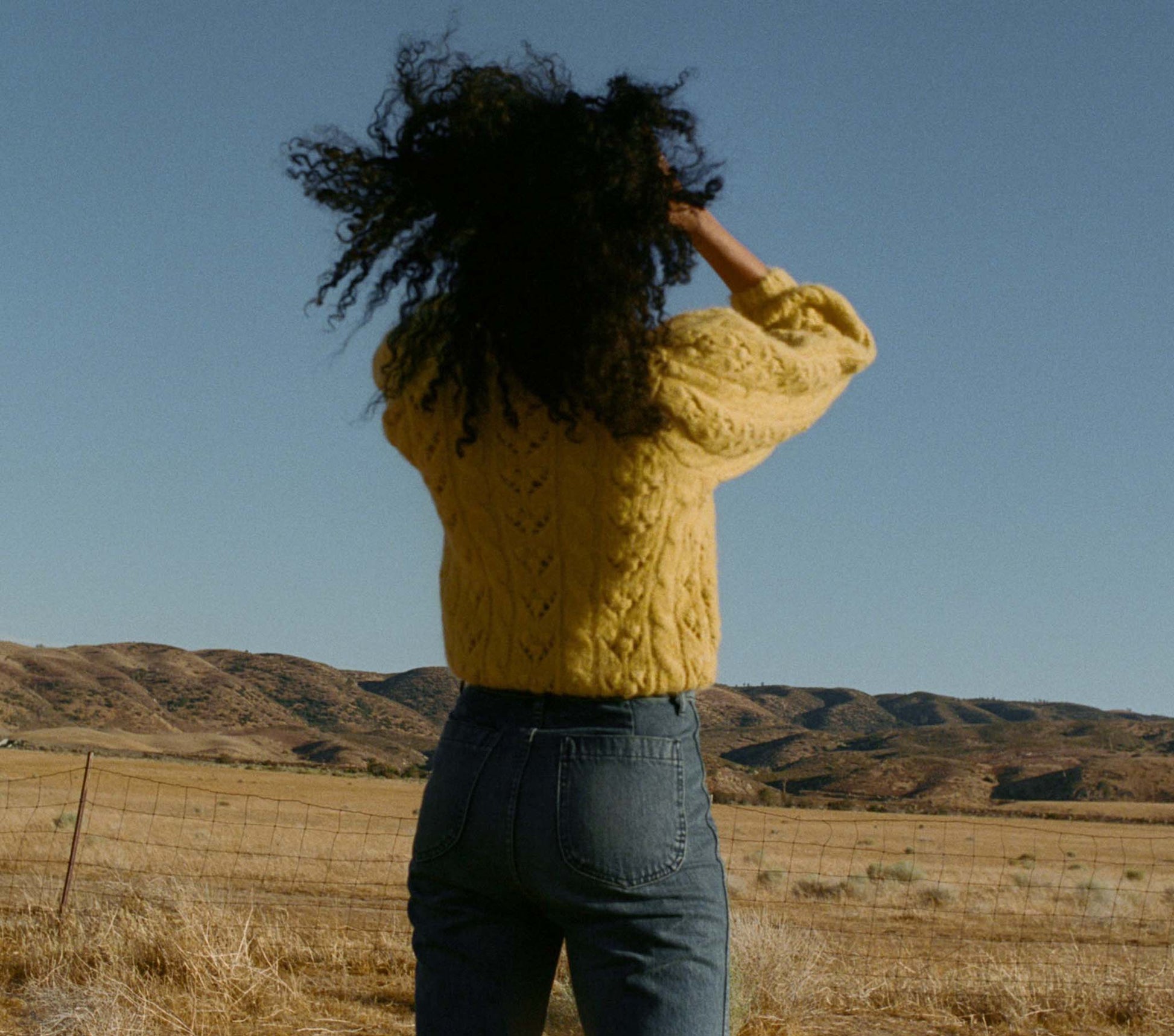 HMD -- TUDOR SWEATER -- GOLDFINCH view 3
