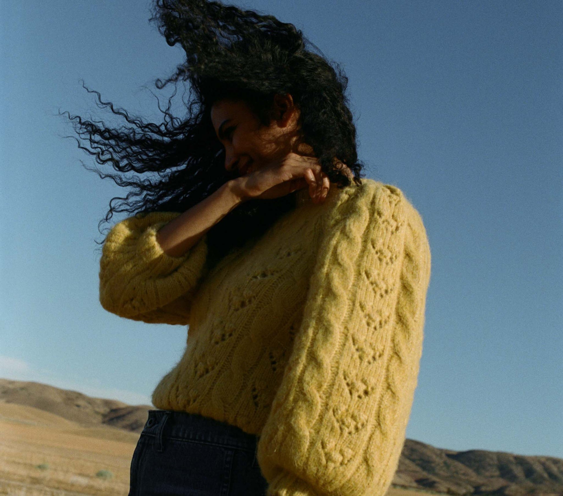 HMD -- TUDOR SWEATER -- GOLDFINCH view 4
