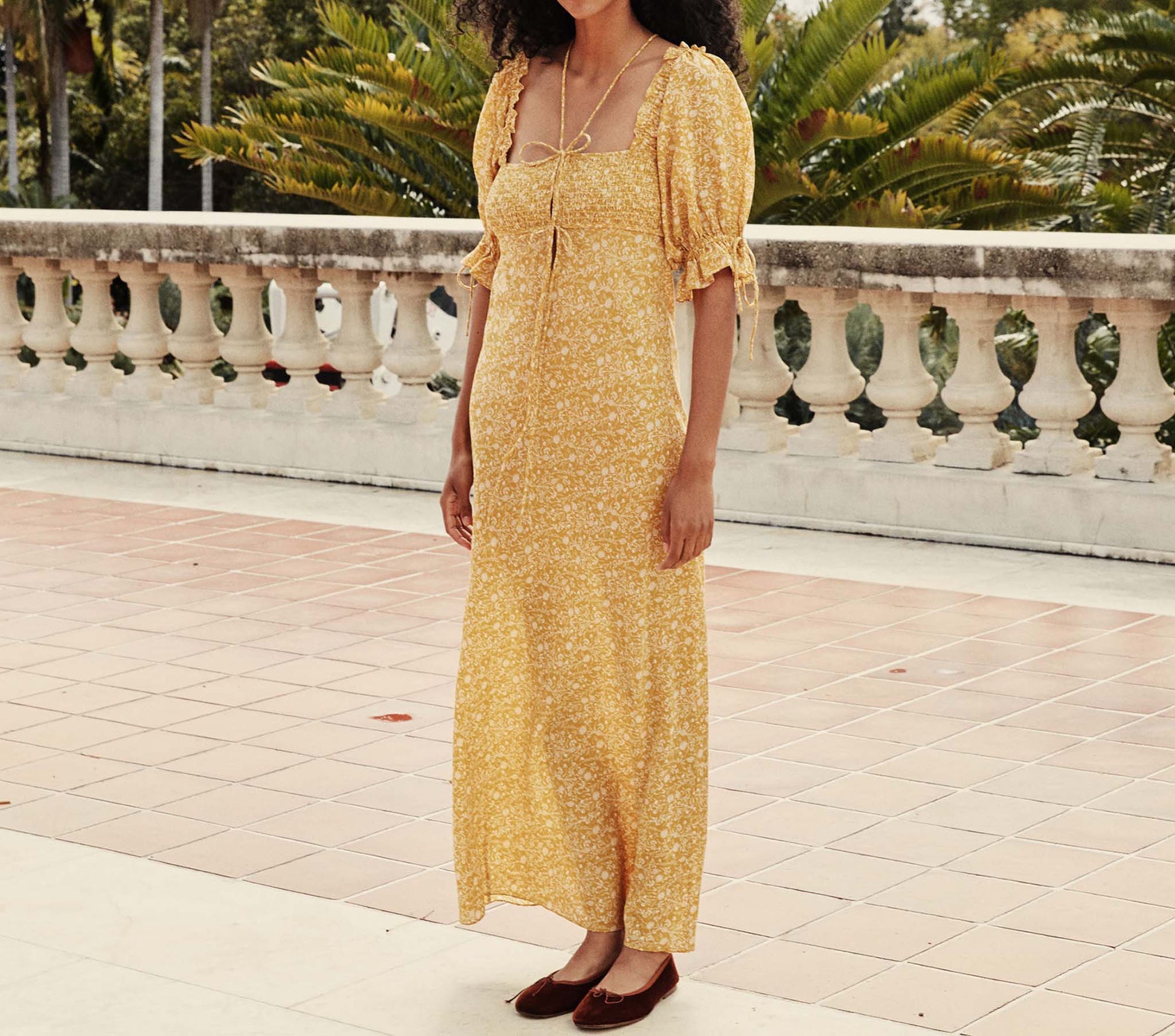 HMD -- VETIVER DRESS -- GOLDEN MINI EARL FLORAL view 1
