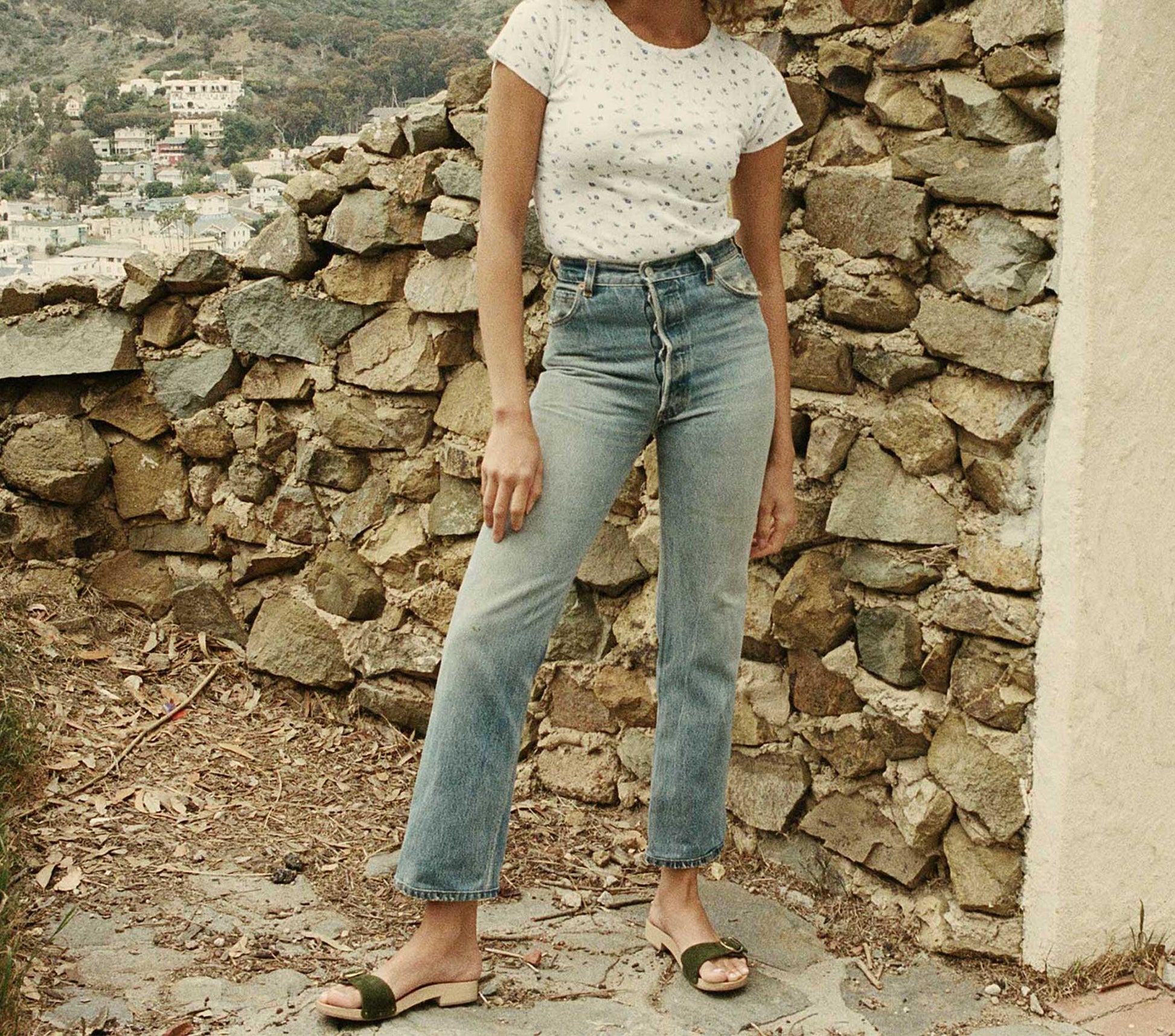 HMD -- VIVI TEE -- BLUE SWEETPEA view 3
