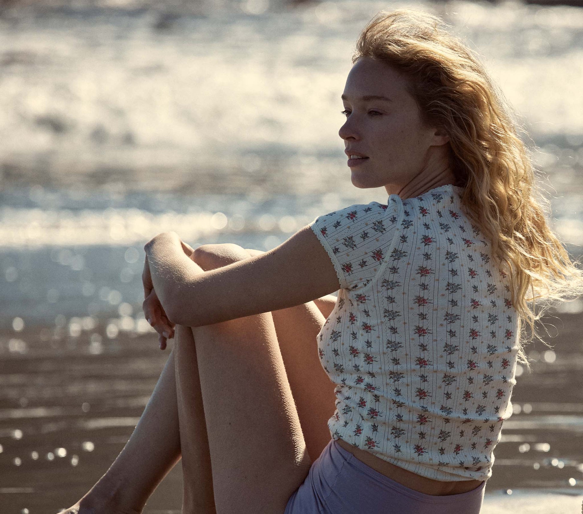 HMD -- VIVI TEE -- SUNDRENCHED FLORAL view 3
