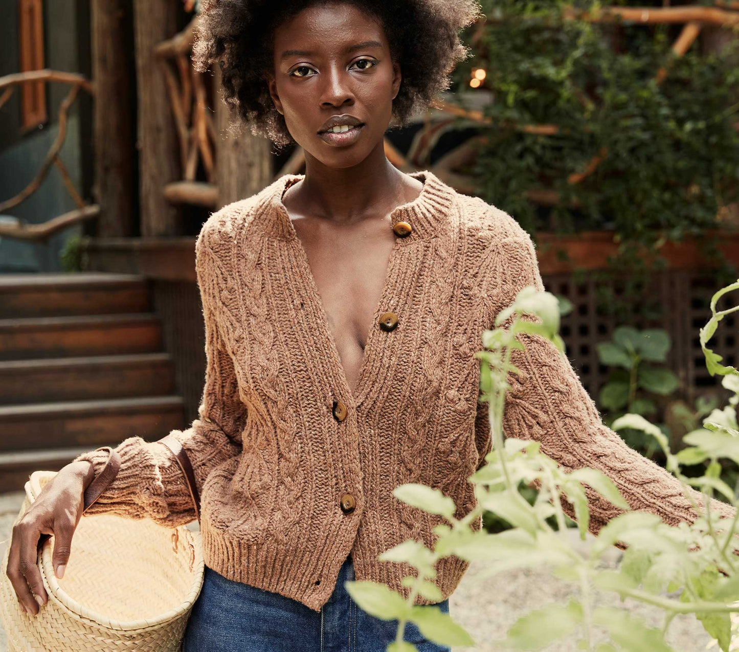 HMD -- VERONA CARDIGAN SWEATER -- CAMEL