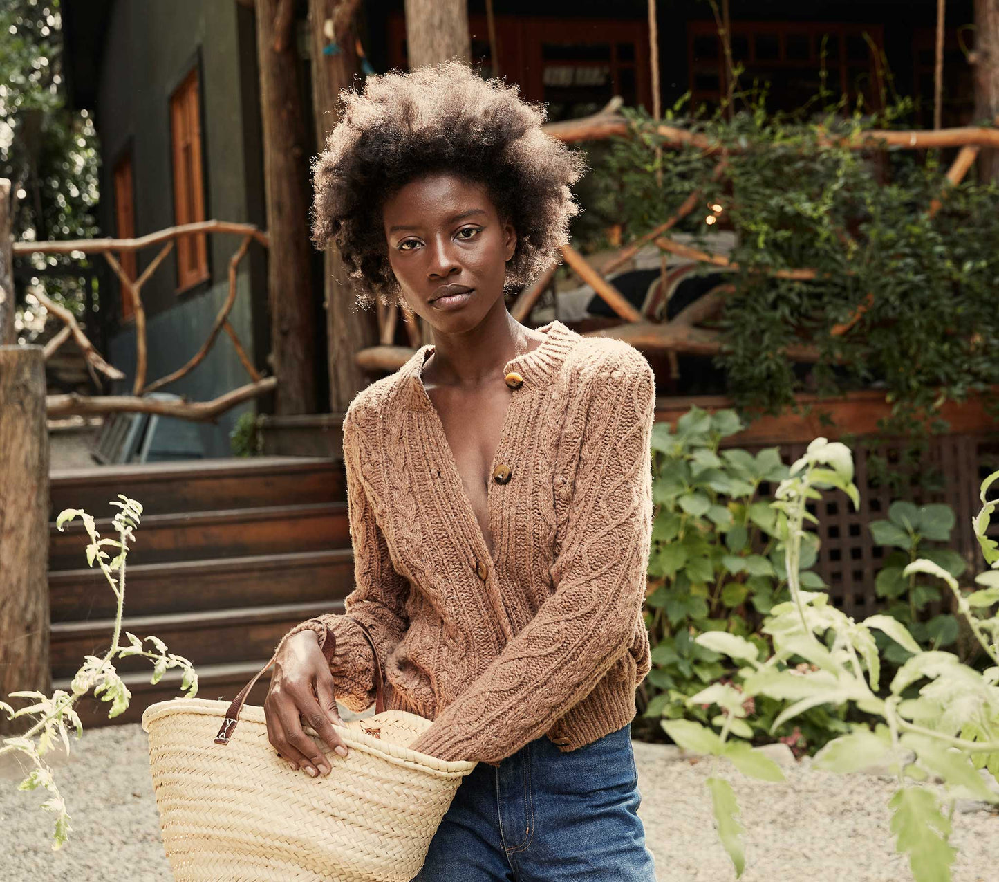 HMD -- VERONA CARDIGAN SWEATER -- CAMEL