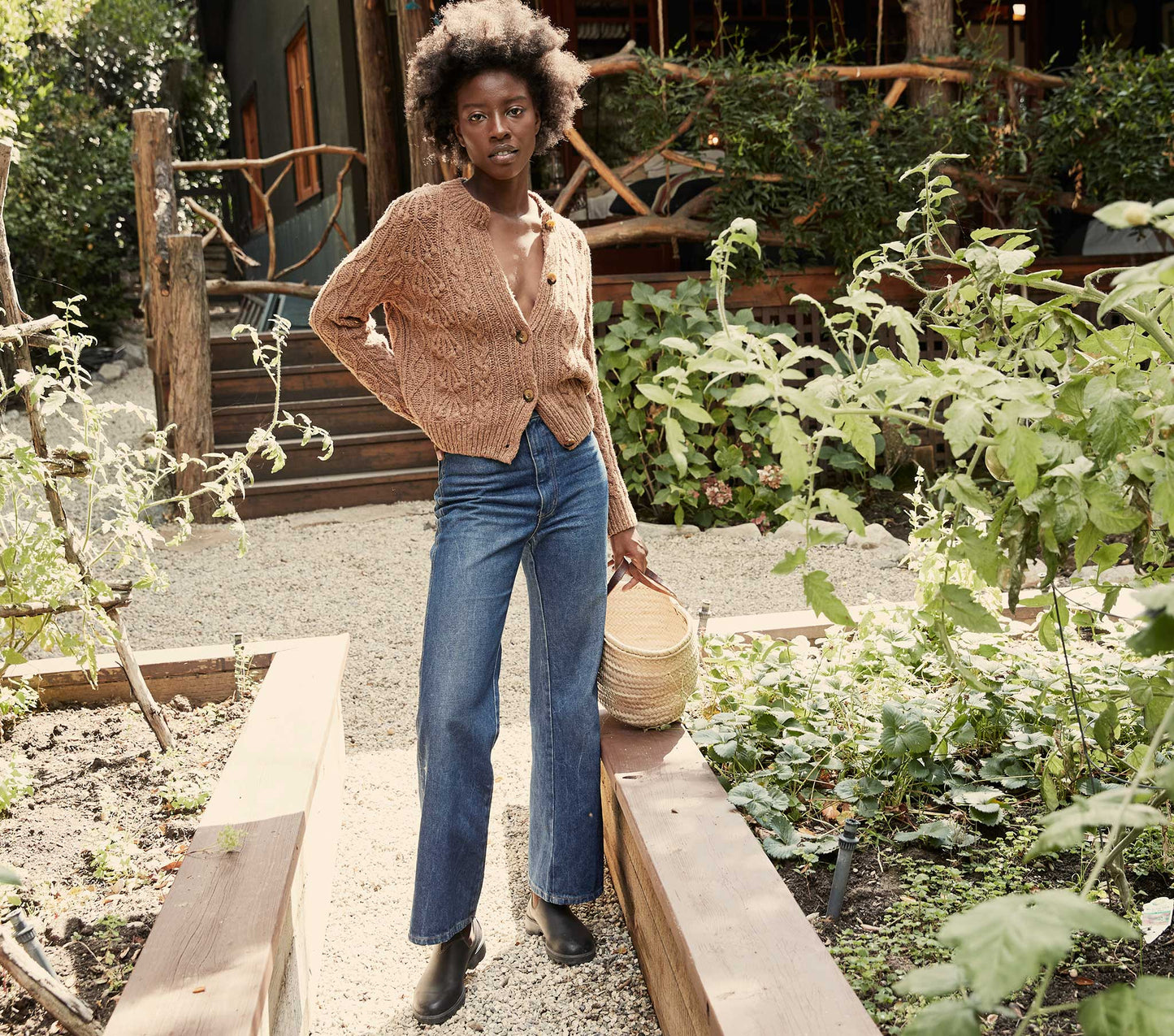 HMD -- VERONA CARDIGAN SWEATER -- CAMEL