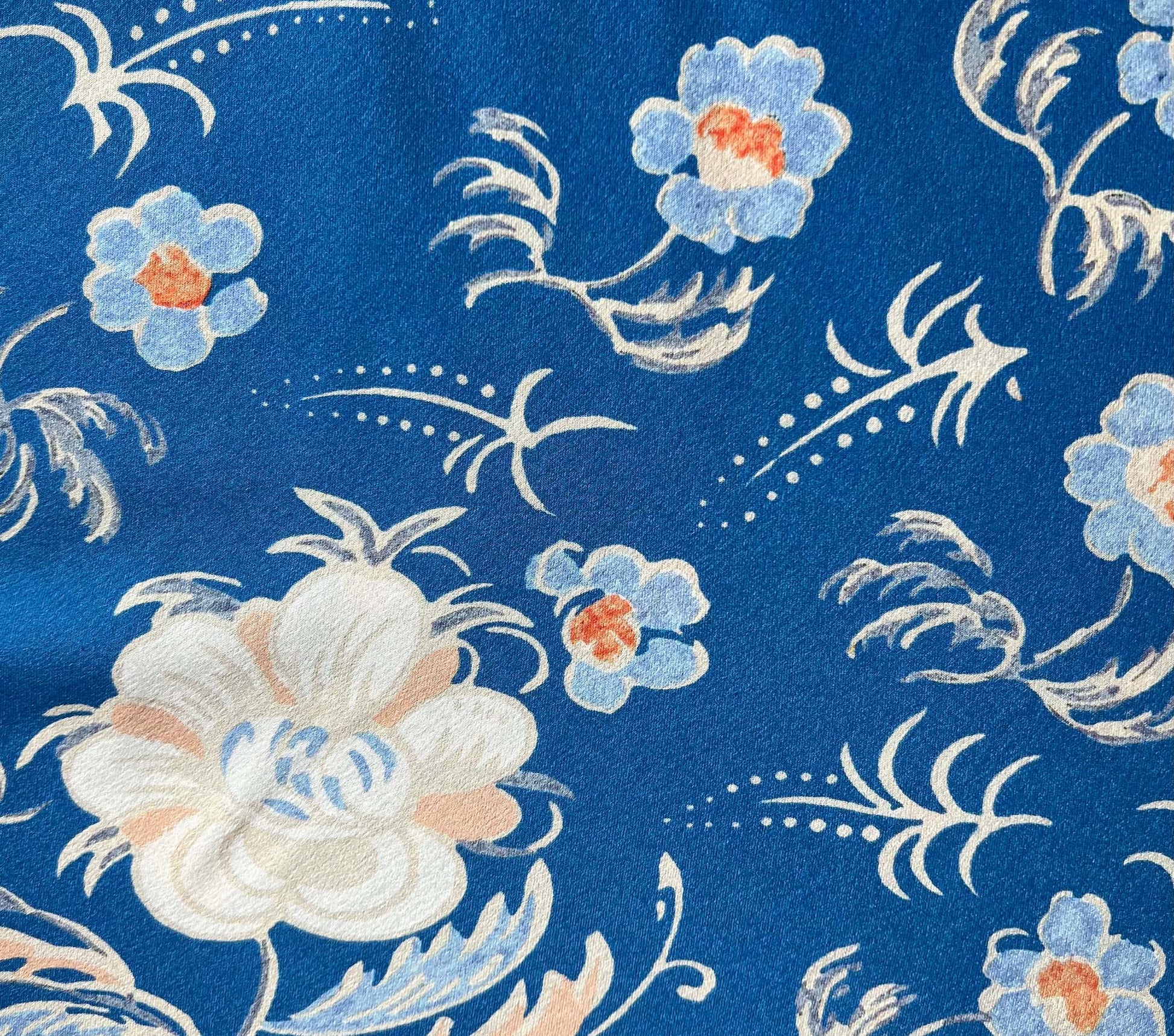 HMD -- AMORETTA DRESS -- AZURE HOLLYHOCK HILLS view 4
