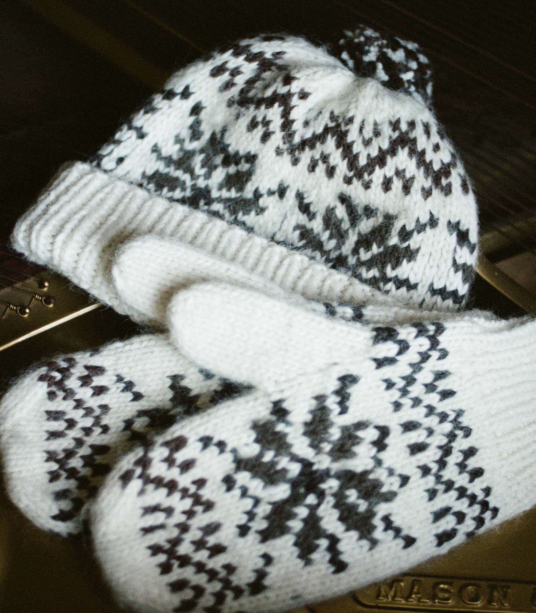 HMD -- SOMMET BEANIE -- ALPS FAIR ISLE view 2
