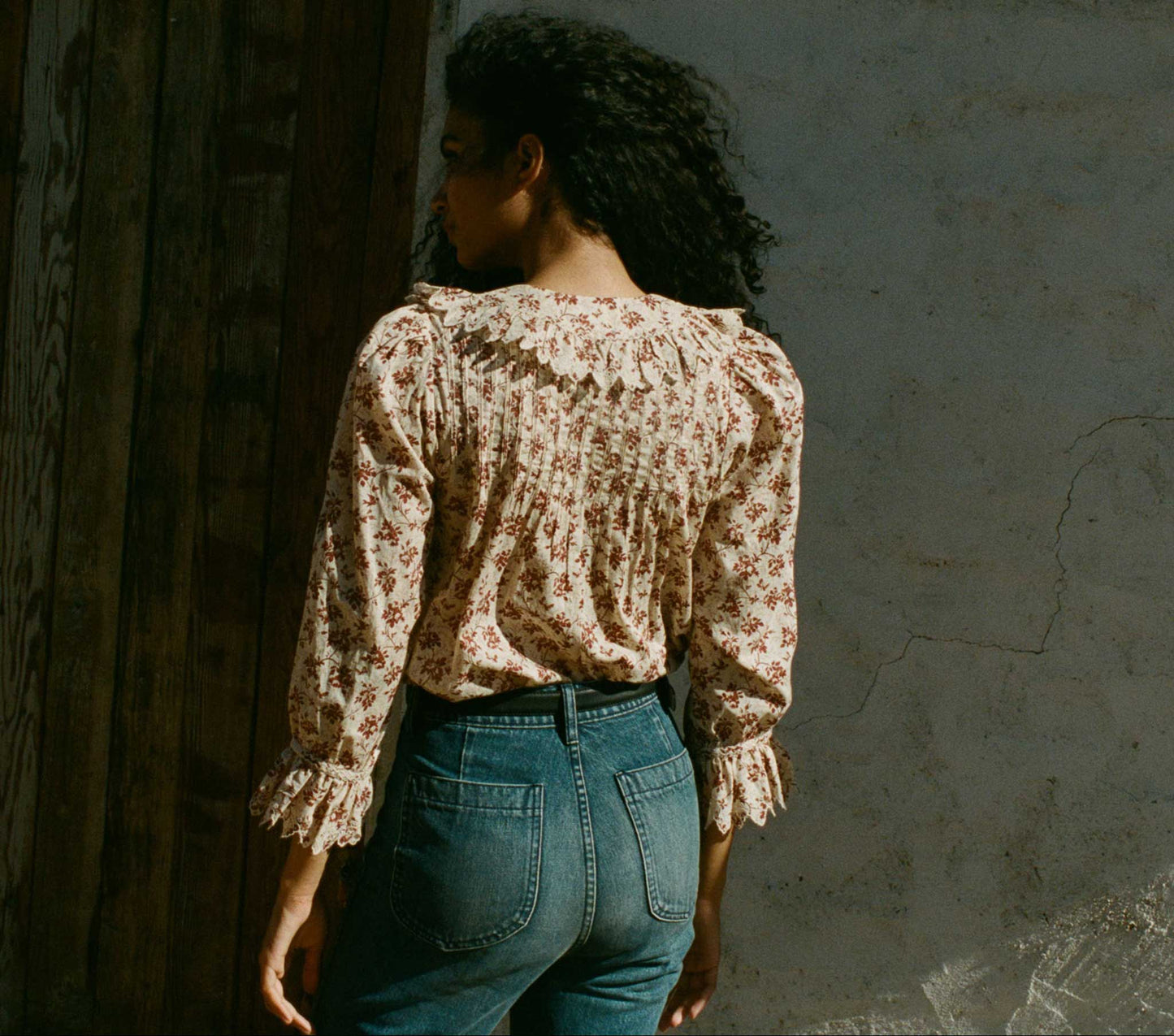 HMD -- HICKORY TOP -- BURGUNDY SONGBIRD TOILE