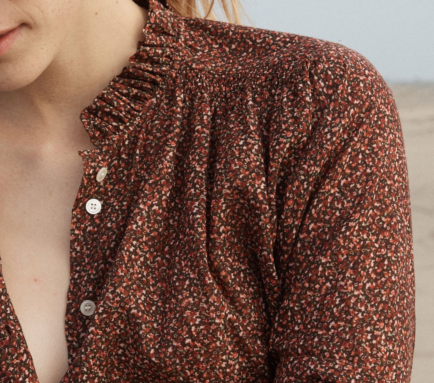 HMD -- ROSE TOP -- RUST DITZY FLORAL