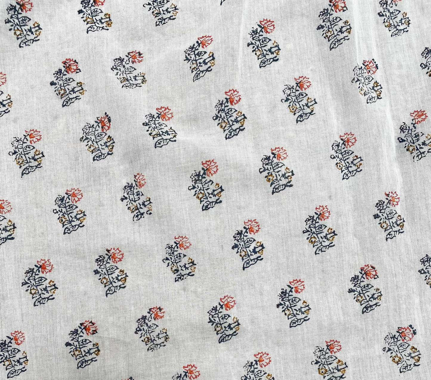HMD -- THE JANE BLOUSE -- RED DAHLIA BLOCK PRINT